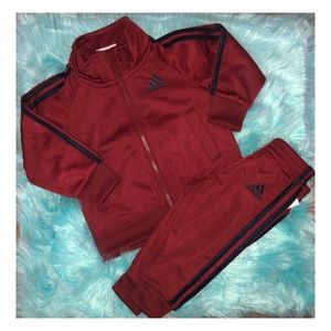 ADIDAS Tracksuit 🏀